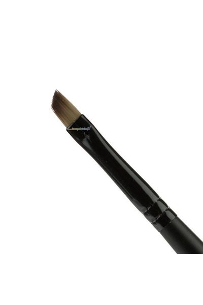 Ben Nye Angle Shadow Brush No. 4