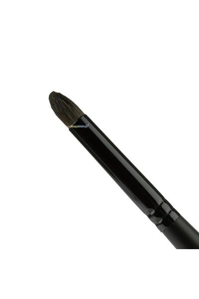 Ben Nye Medium Tapered Point Brush