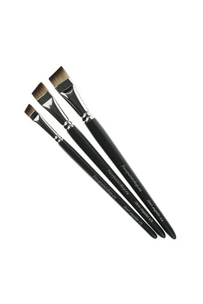 Facepaintshop Angular Brush Set 3pc

The Facepaintshop Brushes are professional synthetic face painting brushes