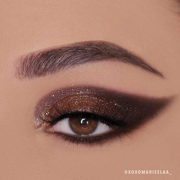 Moira Glitter Liner Sugar Bomb 01