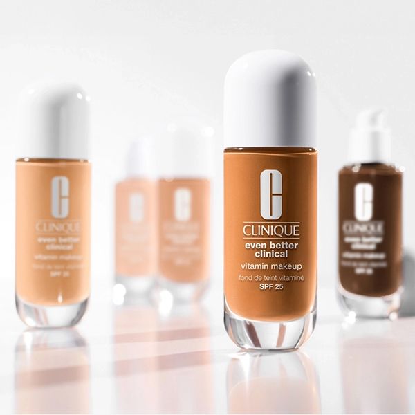 Even Better Clinical Vitamin Makeup SPF 50
