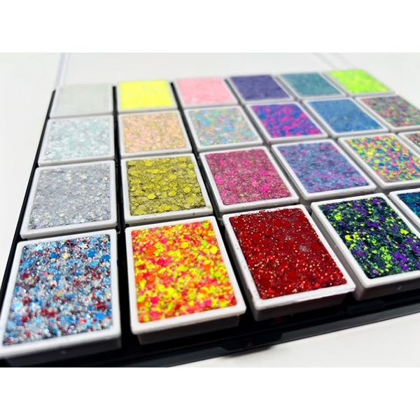 NEW ULTIMATE - Gleam Glitter Cream Palette
