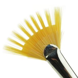 Royal Brush Fan Wisp 2855 1/2''