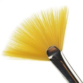 Royal Brush Soft Grip 850 Fan (2)