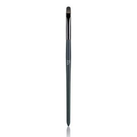 Make up Factory Concealer Brush

A new, flat brush for perfect coverage is the vegan concealer brush made of purely synthetic brush hair.